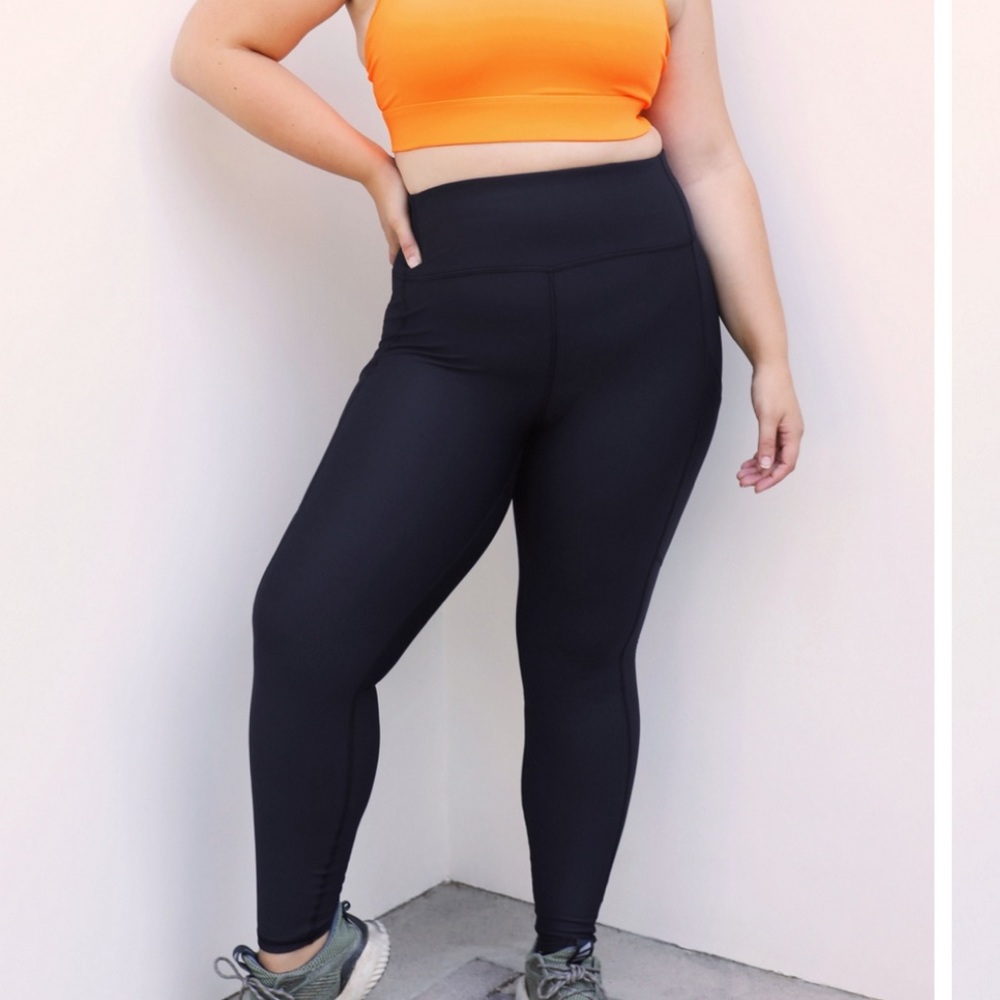 Fabletics Cold Weather High-Waisted Pocket Leggings Women size XL